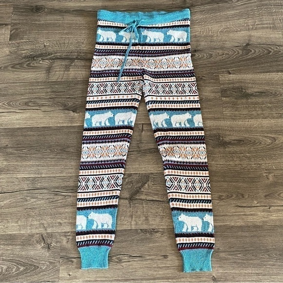 American Eagle polar bear sweater leggings size L - Picture 2 of 10